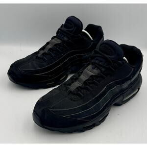Nike Air Max 95 Triple Black Suede Leather 609048-092 Sz 11 # 372